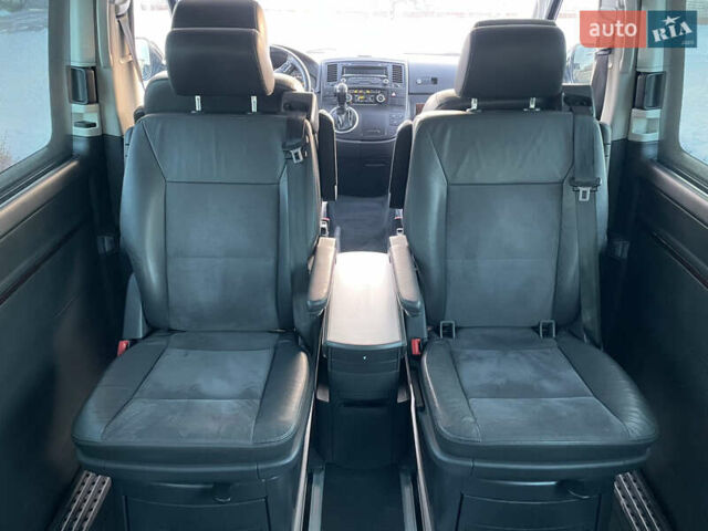 Черный Фольксваген Мультиван, объемом двигателя 1.97 л и пробегом 257 тыс. км за 26700 $, фото 41 на Automoto.ua