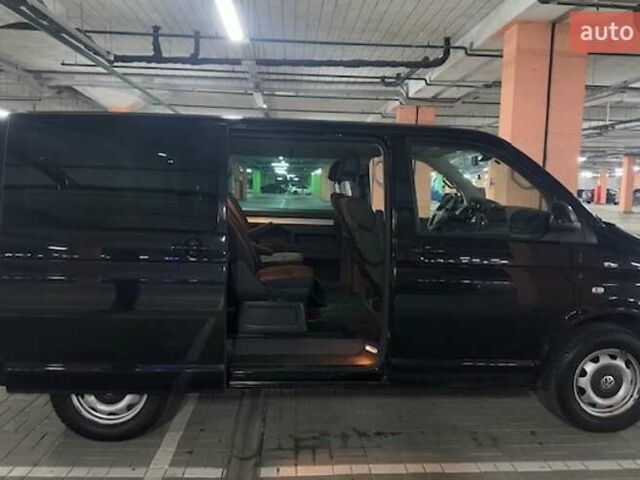 Черный Фольксваген Мультиван, объемом двигателя 1.97 л и пробегом 300 тыс. км за 20950 $, фото 3 на Automoto.ua