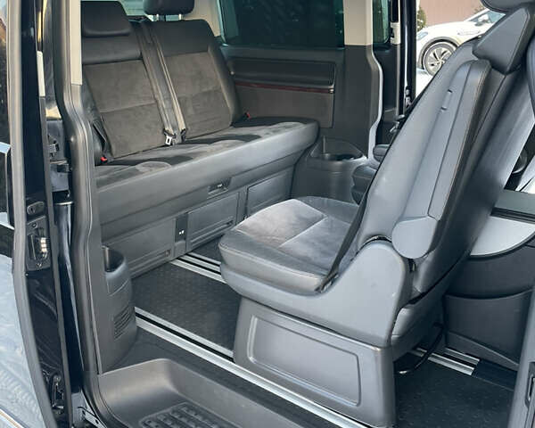 Черный Фольксваген Мультиван, объемом двигателя 1.97 л и пробегом 257 тыс. км за 26700 $, фото 36 на Automoto.ua