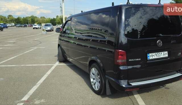 Черный Фольксваген Мультиван, объемом двигателя 1.97 л и пробегом 145 тыс. км за 30000 $, фото 20 на Automoto.ua