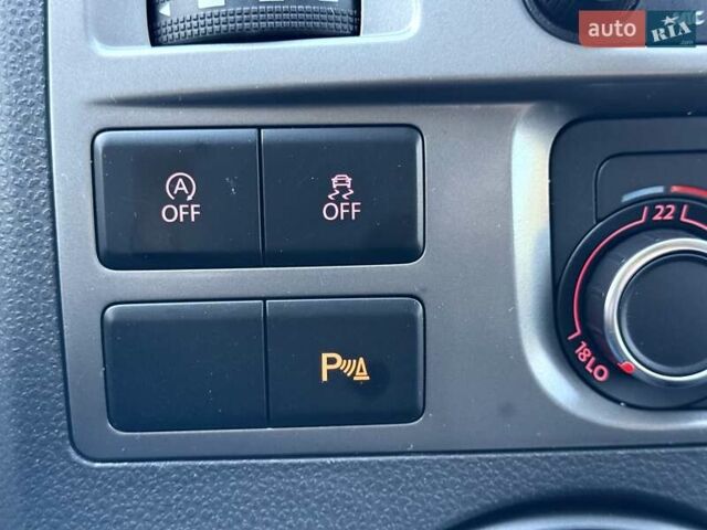 Черный Фольксваген Мультиван, объемом двигателя 1.97 л и пробегом 187 тыс. км за 18500 $, фото 30 на Automoto.ua