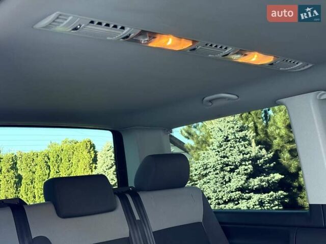 Черный Фольксваген Мультиван, объемом двигателя 1.97 л и пробегом 187 тыс. км за 18500 $, фото 45 на Automoto.ua