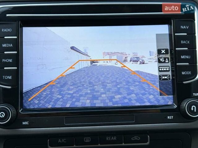 Черный Фольксваген Мультиван, объемом двигателя 1.97 л и пробегом 187 тыс. км за 18500 $, фото 26 на Automoto.ua