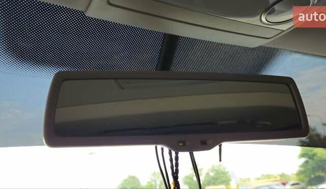 Черный Фольксваген Мультиван, объемом двигателя 1.97 л и пробегом 145 тыс. км за 30000 $, фото 27 на Automoto.ua