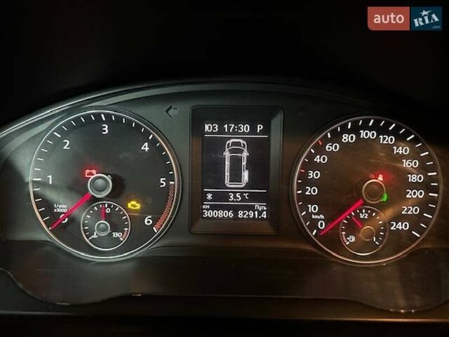 Черный Фольксваген Мультиван, объемом двигателя 1.97 л и пробегом 300 тыс. км за 20950 $, фото 16 на Automoto.ua