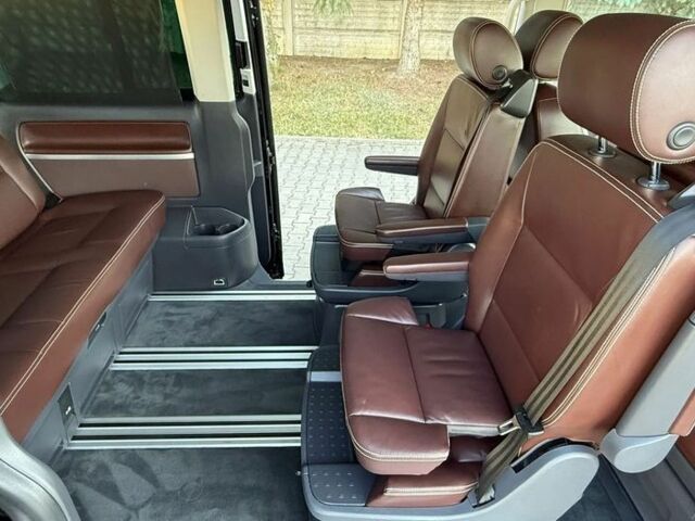 Чорний Фольксваген Мультиван, об'ємом двигуна 2 л та пробігом 117 тис. км за 9400 $, фото 21 на Automoto.ua