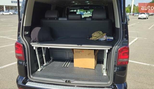 Черный Фольксваген Мультиван, объемом двигателя 1.97 л и пробегом 145 тыс. км за 30000 $, фото 23 на Automoto.ua