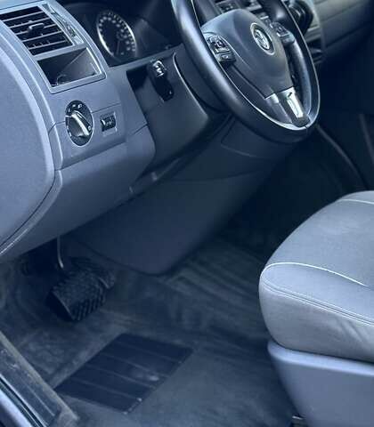 Черный Фольксваген Мультиван, объемом двигателя 1.97 л и пробегом 187 тыс. км за 18500 $, фото 28 на Automoto.ua