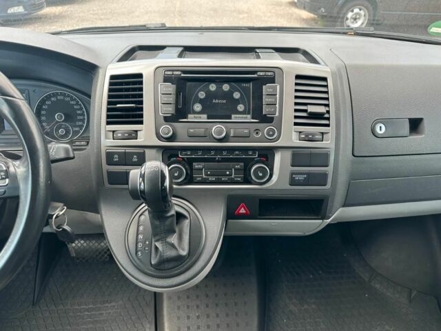 Черный Фольксваген Мультиван, объемом двигателя 2 л и пробегом 142 тыс. км за 12800 $, фото 23 на Automoto.ua