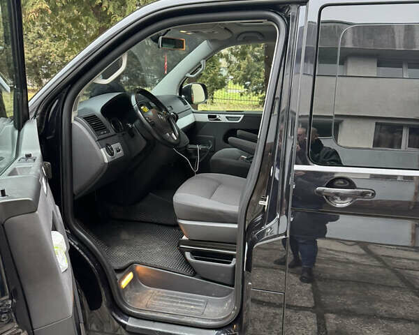 Чорний Фольксваген Мультиван, об'ємом двигуна 1.98 л та пробігом 191 тис. км за 25500 $, фото 11 на Automoto.ua