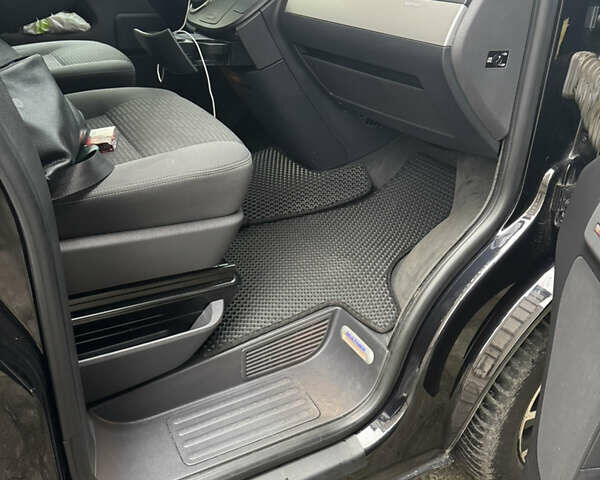 Чорний Фольксваген Мультиван, об'ємом двигуна 1.98 л та пробігом 191 тис. км за 25500 $, фото 19 на Automoto.ua