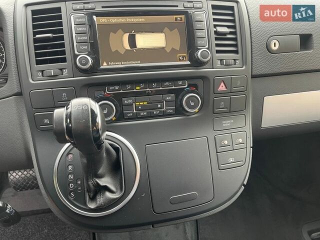 Черный Фольксваген Мультиван, объемом двигателя 2 л и пробегом 230 тыс. км за 26700 $, фото 21 на Automoto.ua