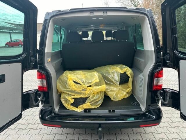 Черный Фольксваген Мультиван, объемом двигателя 2 л и пробегом 142 тыс. км за 12800 $, фото 22 на Automoto.ua