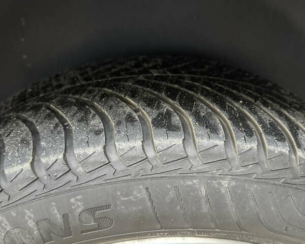 Чорний Фольксваген Мультиван, об'ємом двигуна 1.98 л та пробігом 191 тис. км за 25500 $, фото 23 на Automoto.ua