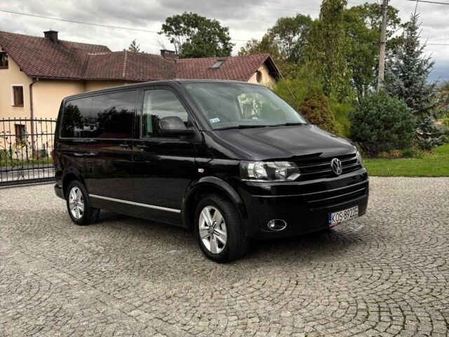 Чорний Фольксваген Мультиван, об'ємом двигуна 2 л та пробігом 259 тис. км за 9700 $, фото 4 на Automoto.ua