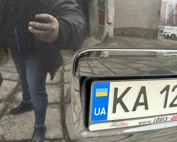 Чорний Фольксваген Мультиван, об'ємом двигуна 1.98 л та пробігом 191 тис. км за 25500 $, фото 20 на Automoto.ua