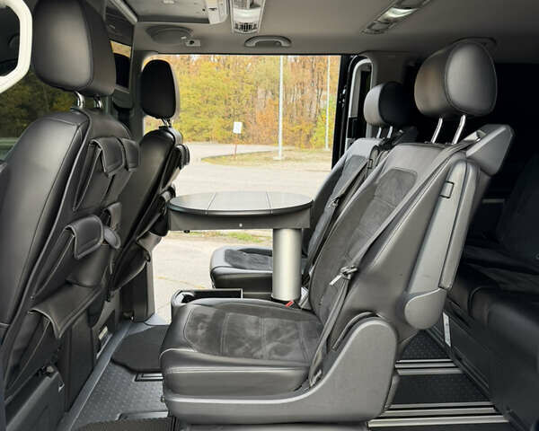 Чорний Фольксваген Мультиван, об'ємом двигуна 1.97 л та пробігом 196 тис. км за 38500 $, фото 23 на Automoto.ua