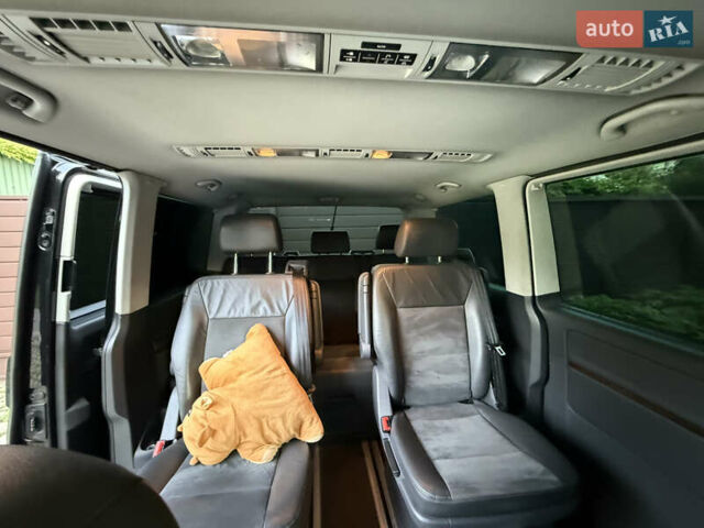 Черный Фольксваген Мультиван, объемом двигателя 2 л и пробегом 178 тыс. км за 29900 $, фото 28 на Automoto.ua