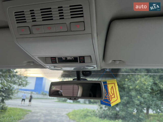 Черный Фольксваген Мультиван, объемом двигателя 2 л и пробегом 178 тыс. км за 29900 $, фото 38 на Automoto.ua