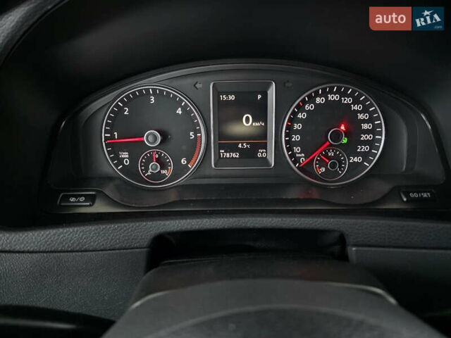 Черный Фольксваген Мультиван, объемом двигателя 1.97 л и пробегом 178 тыс. км за 29900 $, фото 18 на Automoto.ua