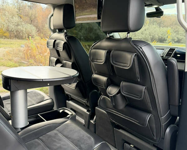 Чорний Фольксваген Мультиван, об'ємом двигуна 1.97 л та пробігом 196 тис. км за 38500 $, фото 29 на Automoto.ua