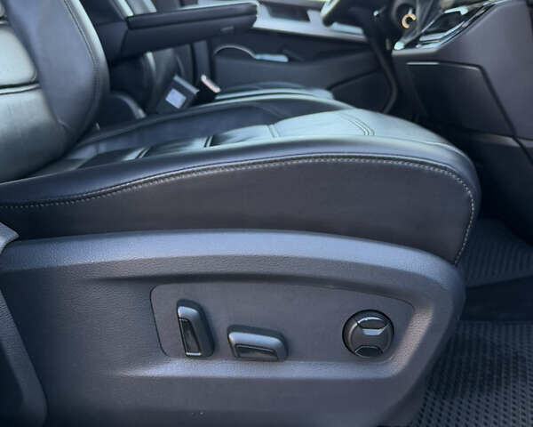 Черный Фольксваген Мультиван, объемом двигателя 1.97 л и пробегом 173 тыс. км за 40500 $, фото 46 на Automoto.ua