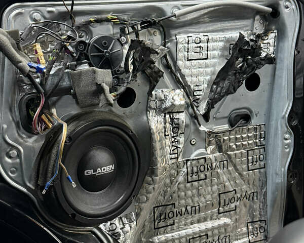 Фольксваген Мультиван 2015 у Дніпро (Дніпропетровську) на Automoto.ua Чорний Фольксваген Мультиван, об'ємом двигуна 1.97 л та пробігом 196 тис. км за 37999 $, фото 29 на Automoto.ua