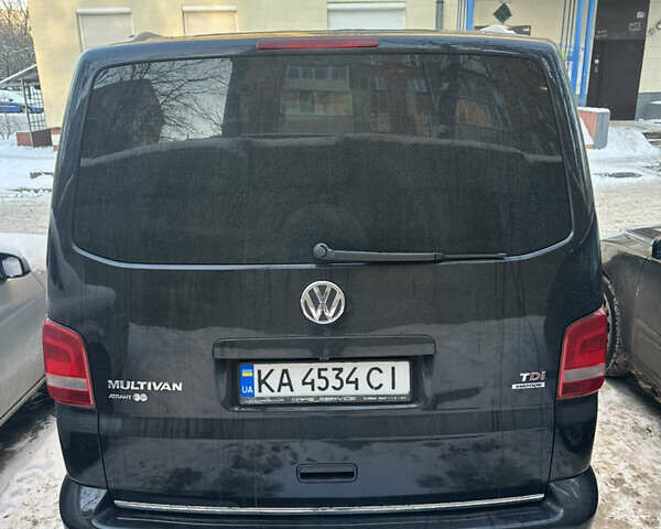 Черный Фольксваген Мультиван, объемом двигателя 1.97 л и пробегом 180 тыс. км за 32000 $, фото 4 на Automoto.ua