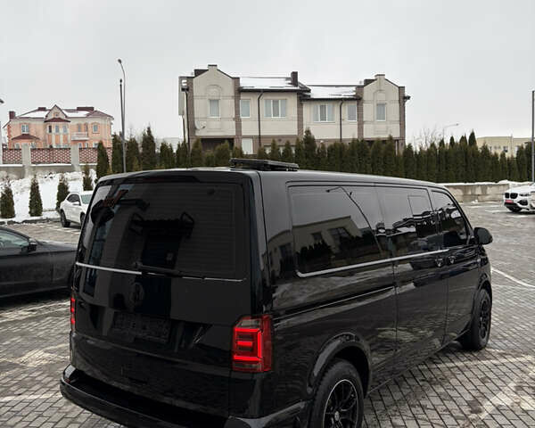 Черный Фольксваген Мультиван, объемом двигателя 2 л и пробегом 335 тыс. км за 30000 $, фото 5 на Automoto.ua