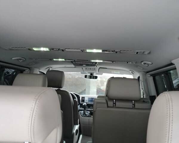 Черный Фольксваген Мультиван, объемом двигателя 2 л и пробегом 158 тыс. км за 42000 $, фото 18 на Automoto.ua