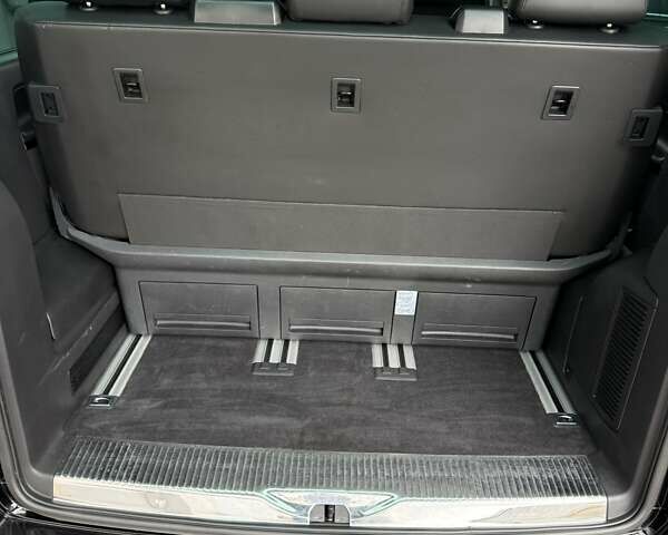 Черный Фольксваген Мультиван, объемом двигателя 1.97 л и пробегом 212 тыс. км за 45200 $, фото 9 на Automoto.ua