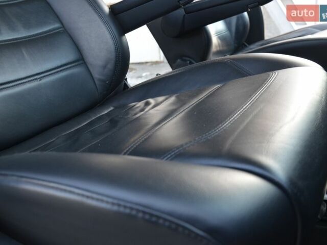 Чорний Фольксваген Мультиван, об'ємом двигуна 2 л та пробігом 216 тис. км за 41555 $, фото 67 на Automoto.ua