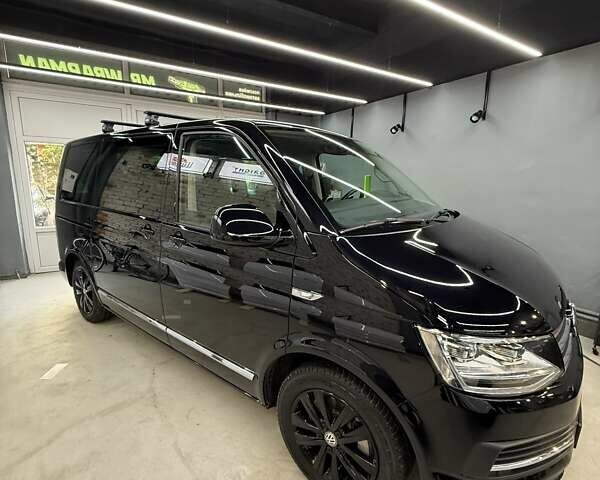 Черный Фольксваген Мультиван, объемом двигателя 1.97 л и пробегом 212 тыс. км за 45200 $, фото 1 на Automoto.ua