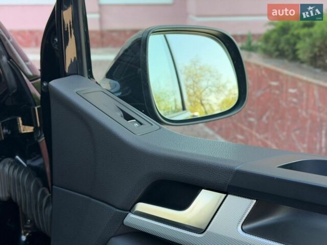 Черный Фольксваген Мультиван, объемом двигателя 1.97 л и пробегом 143 тыс. км за 42000 $, фото 50 на Automoto.ua