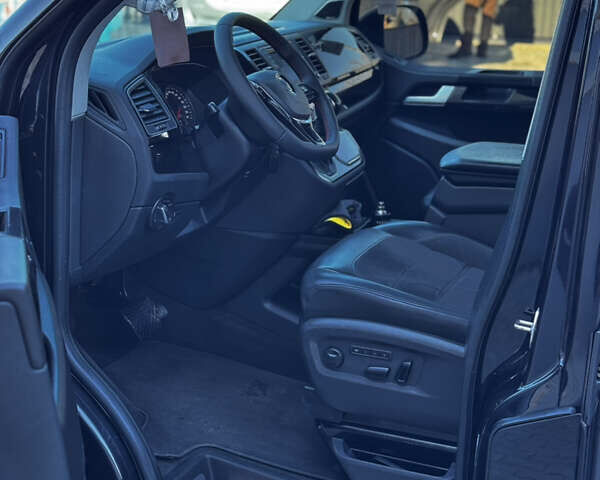 Фольксваген Мультиван 2016 у Вінниці на Automoto.ua Чорний Фольксваген Мультиван, об'ємом двигуна 2 л та пробігом 254 тис. км за 45000 $, фото 5 на Automoto.ua