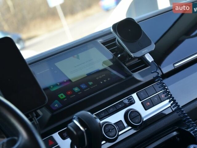 Чорний Фольксваген Мультиван, об'ємом двигуна 2 л та пробігом 216 тис. км за 41555 $, фото 51 на Automoto.ua