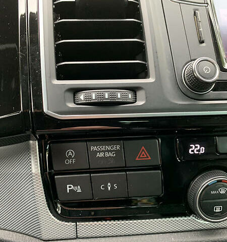 Чорний Фольксваген Мультиван, об'ємом двигуна 2 л та пробігом 152 тис. км за 45500 $, фото 13 на Automoto.ua