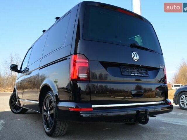 Чорний Фольксваген Мультиван, об'ємом двигуна 2 л та пробігом 216 тис. км за 41555 $, фото 28 на Automoto.ua