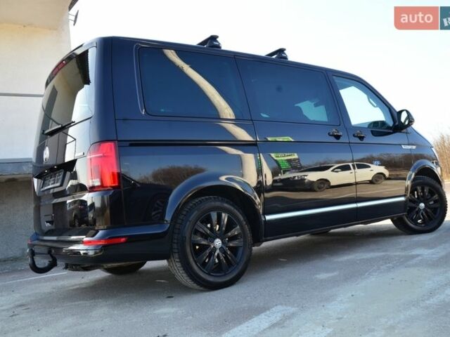 Чорний Фольксваген Мультиван, об'ємом двигуна 2 л та пробігом 216 тис. км за 41555 $, фото 32 на Automoto.ua