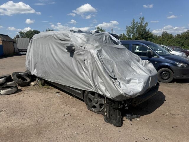 Чорний Фольксваген Мультиван, об'ємом двигуна 2 л та пробігом 215 тис. км за 9997 $, фото 7 на Automoto.ua