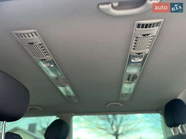 Черный Фольксваген Мультиван, объемом двигателя 2 л и пробегом 270 тыс. км за 31700 $, фото 22 на Automoto.ua