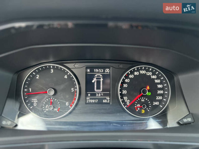 Черный Фольксваген Мультиван, объемом двигателя 2 л и пробегом 270 тыс. км за 31700 $, фото 30 на Automoto.ua