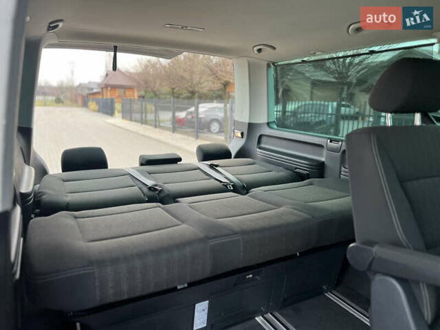 Черный Фольксваген Мультиван, объемом двигателя 2 л и пробегом 270 тыс. км за 31999 $, фото 23 на Automoto.ua