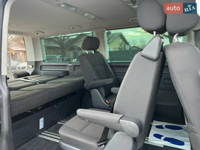 Черный Фольксваген Мультиван, объемом двигателя 2 л и пробегом 270 тыс. км за 31999 $, фото 25 на Automoto.ua