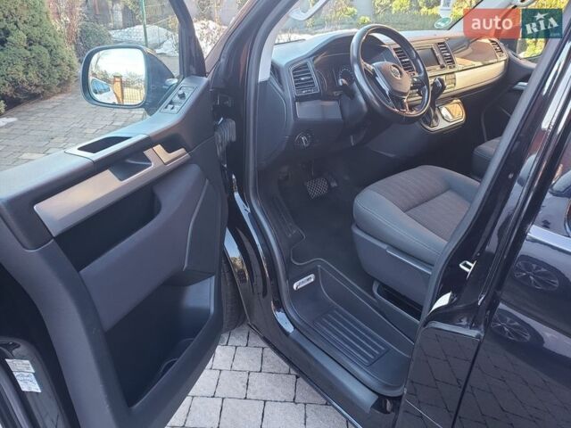 Черный Фольксваген Мультиван, объемом двигателя 2 л и пробегом 255 тыс. км за 34500 $, фото 52 на Automoto.ua