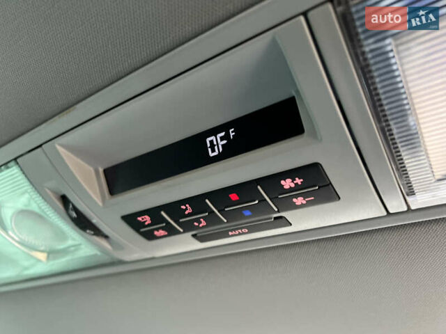 Черный Фольксваген Мультиван, объемом двигателя 2 л и пробегом 270 тыс. км за 31700 $, фото 21 на Automoto.ua