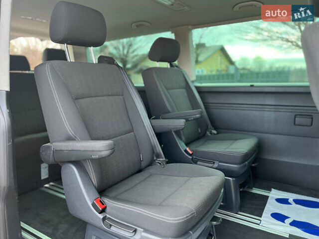 Черный Фольксваген Мультиван, объемом двигателя 2 л и пробегом 270 тыс. км за 31999 $, фото 18 на Automoto.ua