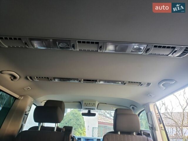 Черный Фольксваген Мультиван, объемом двигателя 2 л и пробегом 255 тыс. км за 34500 $, фото 84 на Automoto.ua