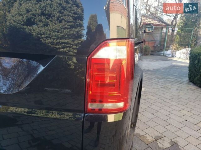 Черный Фольксваген Мультиван, объемом двигателя 2 л и пробегом 255 тыс. км за 34500 $, фото 26 на Automoto.ua