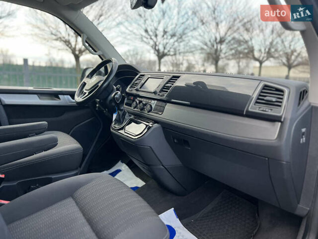 Черный Фольксваген Мультиван, объемом двигателя 2 л и пробегом 270 тыс. км за 31700 $, фото 16 на Automoto.ua